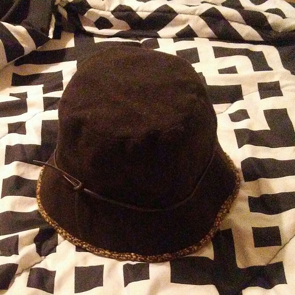 browns bucket hat with string
